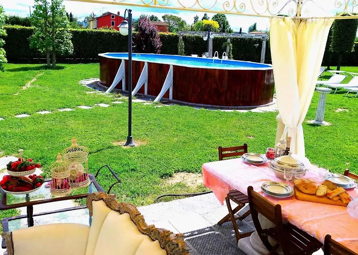 公寓 In Montecarlo Lucca - Toskana 23965 *